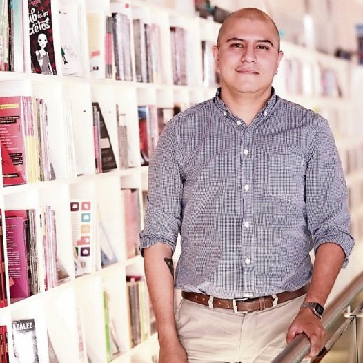 EN LA IMAGEN ASPECTOS GENERALES DE LA ENTREVISTA CON RAFAEL CABRERA. FOTO ALEJANDRA LEYVA EL UNIVERSAL 18 05 2017