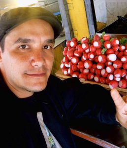frino_cortando_rabanos_03-258x300